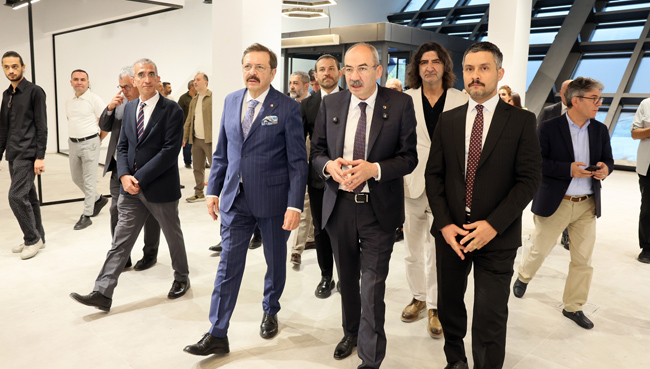 TOBB BAŞKANI RİFAT HİSARCIKLIOĞLU’NDAN KAYSERİ TİCARET ODASI’NA ZİYARET