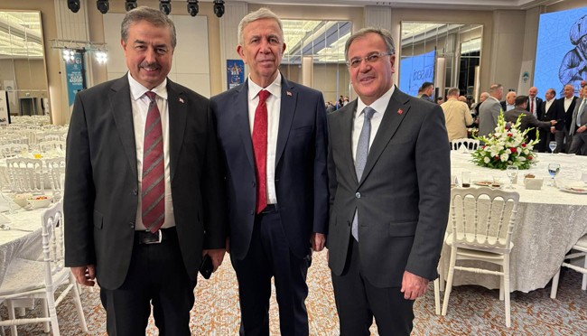 Yeşilhisar Belediye Başkanı Halit Taşyapan, Tarihi Kentler Birliği Toplantısına Katıldı