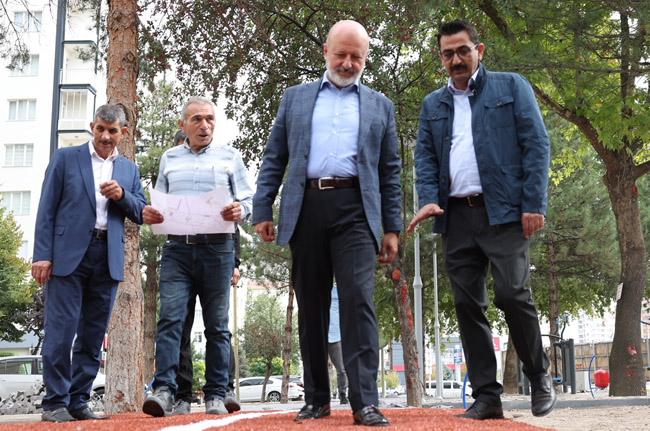 KOCASİNAN’DA MAHALLELERİN ÇEHRESİNİ DEĞİŞTİREN DOKUNUŞLAR
