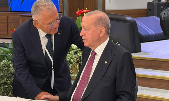 BAŞKAN BÜYÜKKILIÇ, ANKARA’DA YOĞUN MESAİ YAPTI: CUMHURBAŞKANI ERDOĞAN İLE GÖRÜŞTÜ, KAYSERİ’NİN HİZMET GÜNDEMİNİ İSTİŞARE ETTİ