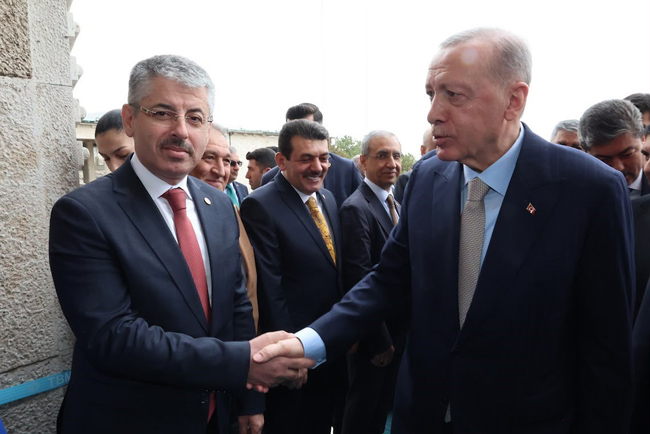 ÇOPUROĞLU: “YENİ YASAMA DÖNEMİNDE DE KAYSERİ İÇİN ÇALIŞMAYA DEVAM EDECEĞİZ”