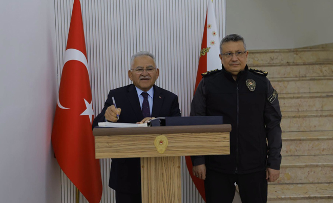 BAŞKAN BÜYÜKKILIÇ’TAN, İL EMNİYET MÜDÜRÜ ERGEN’E HAYIRLI OLSUN ZİYARETİ