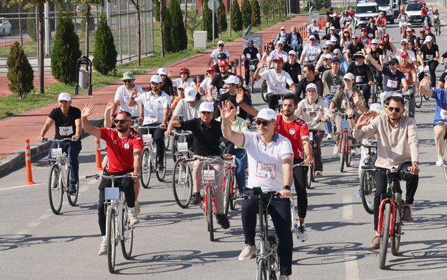 KAYSERİ TABİP ODASI DOKTORLAR BİSİKLET TURU, SPOR A.Ş. İŞ BİRLİĞİYLE GERÇEKLEŞTİRİLDİ