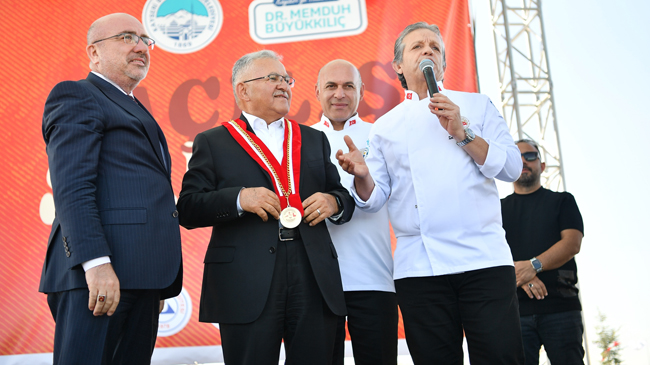 KAYSERİ GASTRONOMİ GÜNLERİ’NDE EV HANIMLARI VE MİNİK ŞEFLER YARIŞACAK
