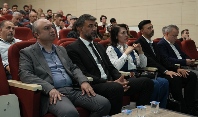 YENİDER’DEN İŞ DÜNYASINA YAPAY ZEKÂ ÇAĞRISI