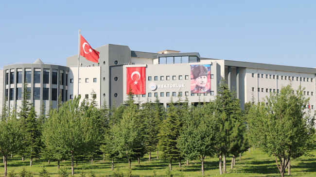 Erciyes Üniversitesi Akademisyenleri “Dünyanın En Etkili Bilim İnsanları” Listesinde Büyük Bir Başarıya İmza Attı!