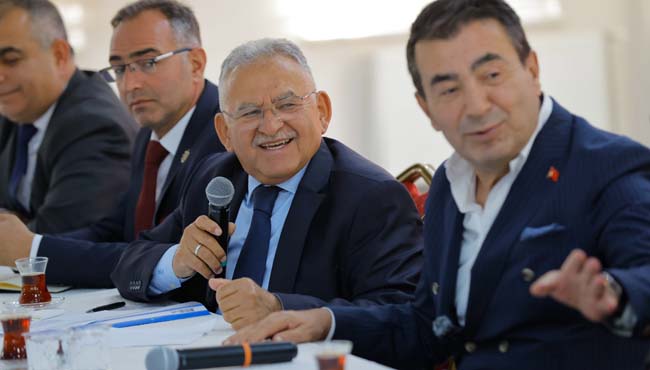 BAŞKAN BÜYÜKKILIÇ, BÜNYAN’DA MUHTARLARLA İSTİŞARE TOPLANTISI YAPTI