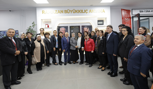 BAŞKAN BÜYÜKKILIÇ’TAN “UNUTMAMAK VE UNUTULMAMAK İÇİN” ANLAMLI ESER: ALZHEİMER AKTİF YAŞAM MERKEZİ AÇILDI