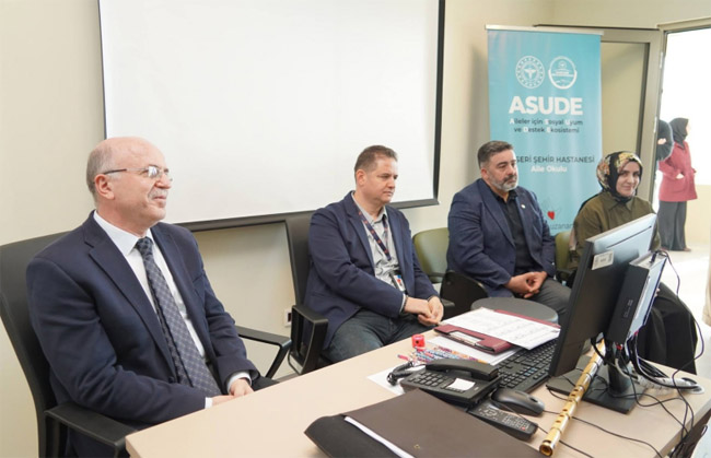 KAYSERİ ŞEHİR HASTANESİ’NDE HASTA YAKINLARINA PSİKOSOSYAL DESTEK