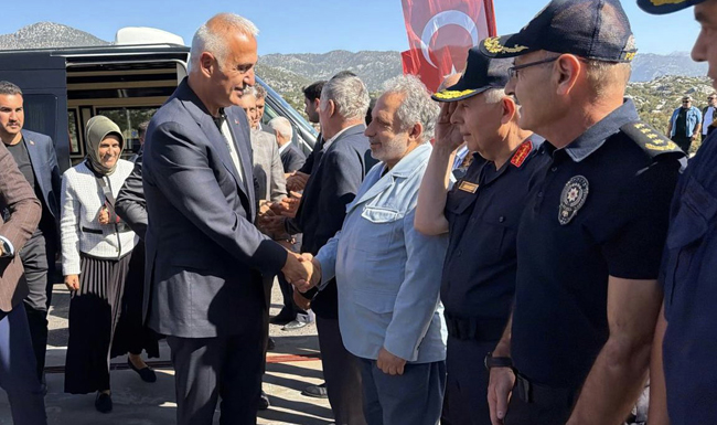 BAŞKAN YALÇIN, ANTALYA’DA BAKANLARLA AÇILIŞA KATILDI