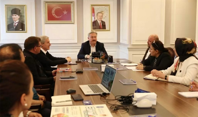 SONBAHARIN TATLI BULUŞMASI MELİKGAZİ'DE 