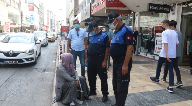 Kayseri'de Gurbetçilere duygu sömürüsü yapan dilencilere ortak denetim