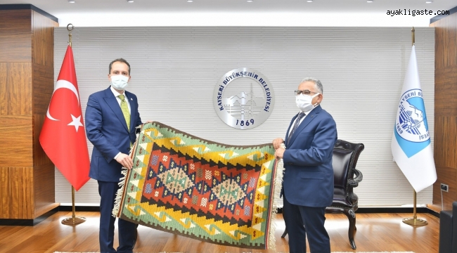 YRP Genel Başkanı Erbakan, Büyükkılıç'ı ziyaret etti