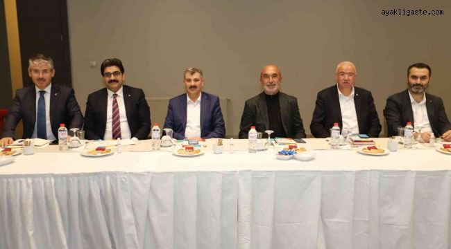 Başkan Çopuroğlu, İç Anadolu İl Başkanları İstişare Toplantısın katıldı