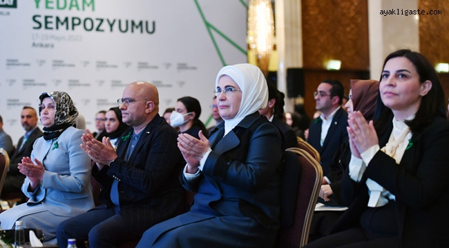 Emine Erdoğan, Yeşilay Danışmanlık Merkezi Sempozyumu'na katıldı