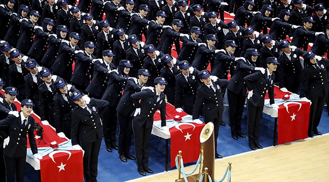 İstanbul'da 499 Kadın Polis Memuru Mezuniyet Sevinci Yaşadı