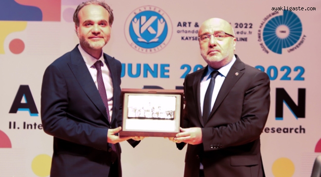 Kayseri Üniversitesi'nde "II. Uluslararası Sanat ve Tasarım Araştırmaları Kongresi" Düzenlendi