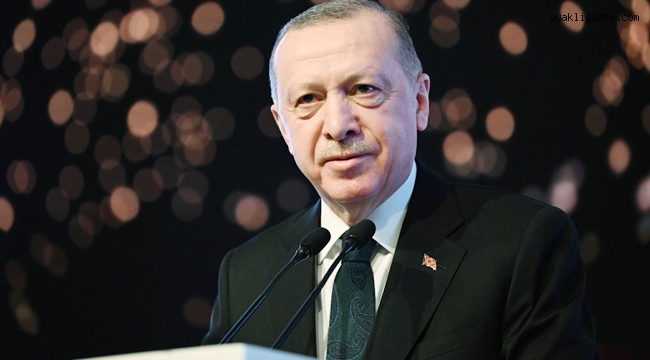 Cumhurbaşkanı Erdoğan, Cuma namazını Hz. Ali Camii'nde kıldı