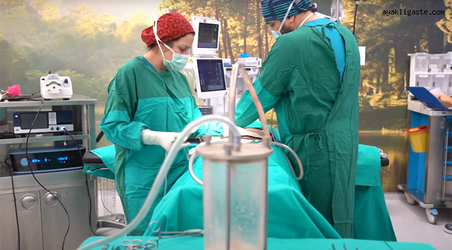 Op. Dr. Serkan Balta, "Plastik cerrahinin ticarete dönüşmesi sağlığı riske atıyor"