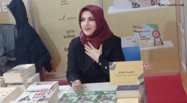 Eğitimci - Yazar Zeynep Haşemi Tüyap 'ta Okuyucularla Buluştu...