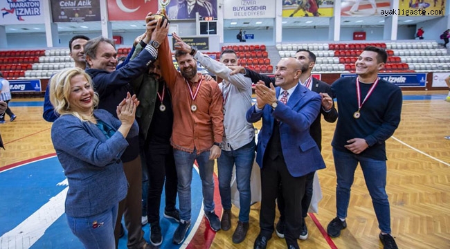 İzmir Basın Ligi'nin şampiyonu TSYD İzmir