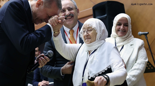 Cumhurbaşkanı Erdoğan, Kültür ve Turizm Bakanlığı Özel Ödülleri Töreni'ne katıldı 