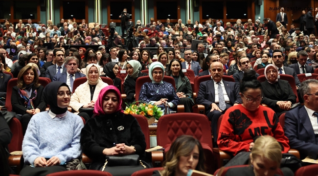 Emine Erdoğan "Turandot" operasını izledi