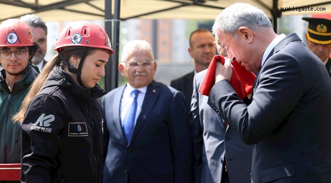 Millî Savunma Bakanı Hulusi Akar, Kayseri'de 19 Mayıs Atatürk'ü Anma, Gençlik ve Spor Bayramı Kutlamalarında konuşxtu