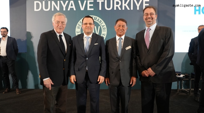 Dünyaca Ünlü İktisatçılar 'Yakın Gelecekte Dünya ve Türkiye' Panelinde Buluştu