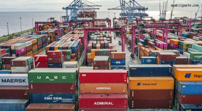 Şubat ayında genel ticaret sistemine göre ihracat %13,6 arttı, ithalat %9,2 azaldı